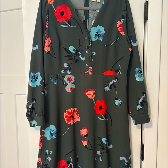 🌸 Gently Used Ann Taylor LOFT Floral Print Dress – Size 10 - Picture 3 of 7
